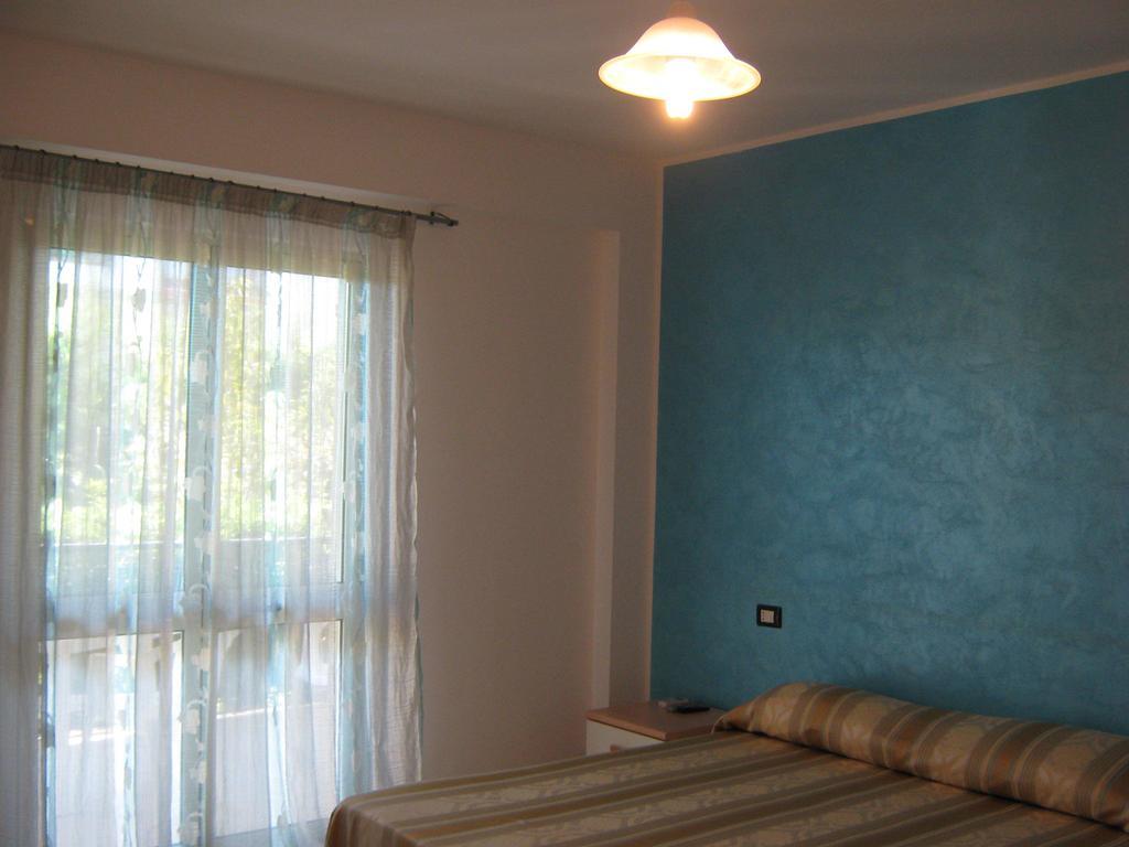 Bed And Breakfast Cirelli Scalea Bilik gambar